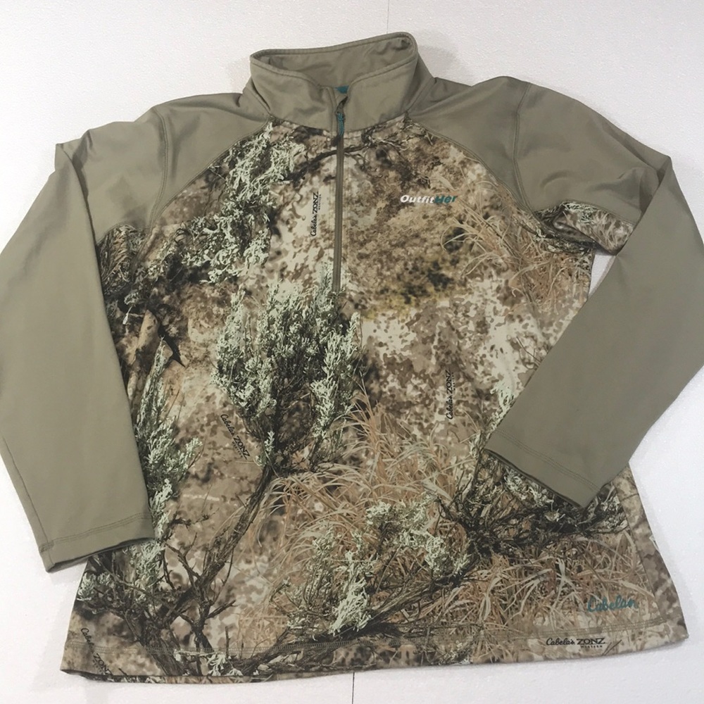 EUC XL Cabelas OutfitHER Camouflage Pullover